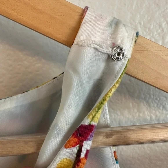 Floral Sleeveless Dress - Picture 6 of 7